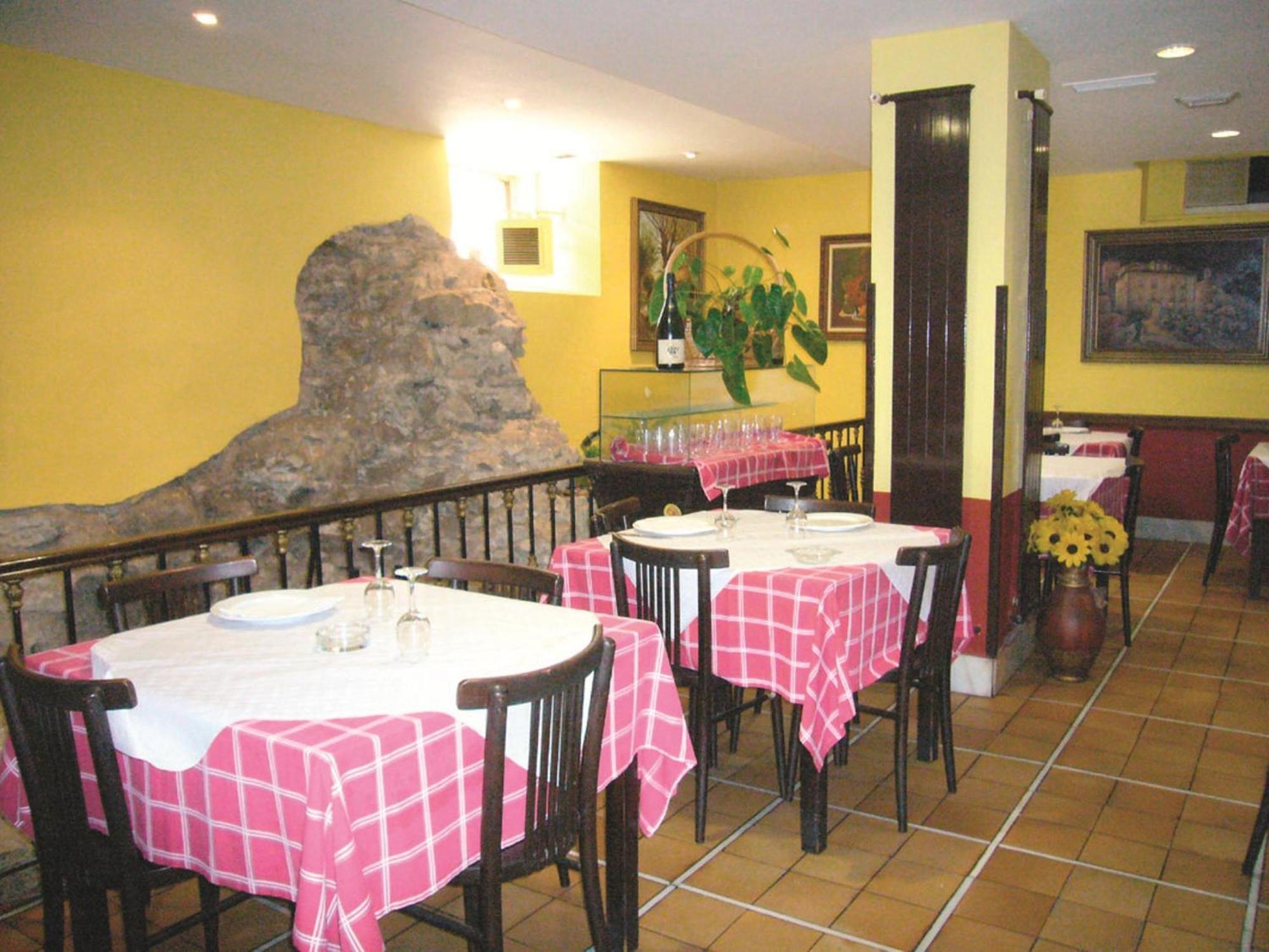 吉翁卡索纳·德·乔维拉诺斯（La Casona De Jovellanos Gijón）