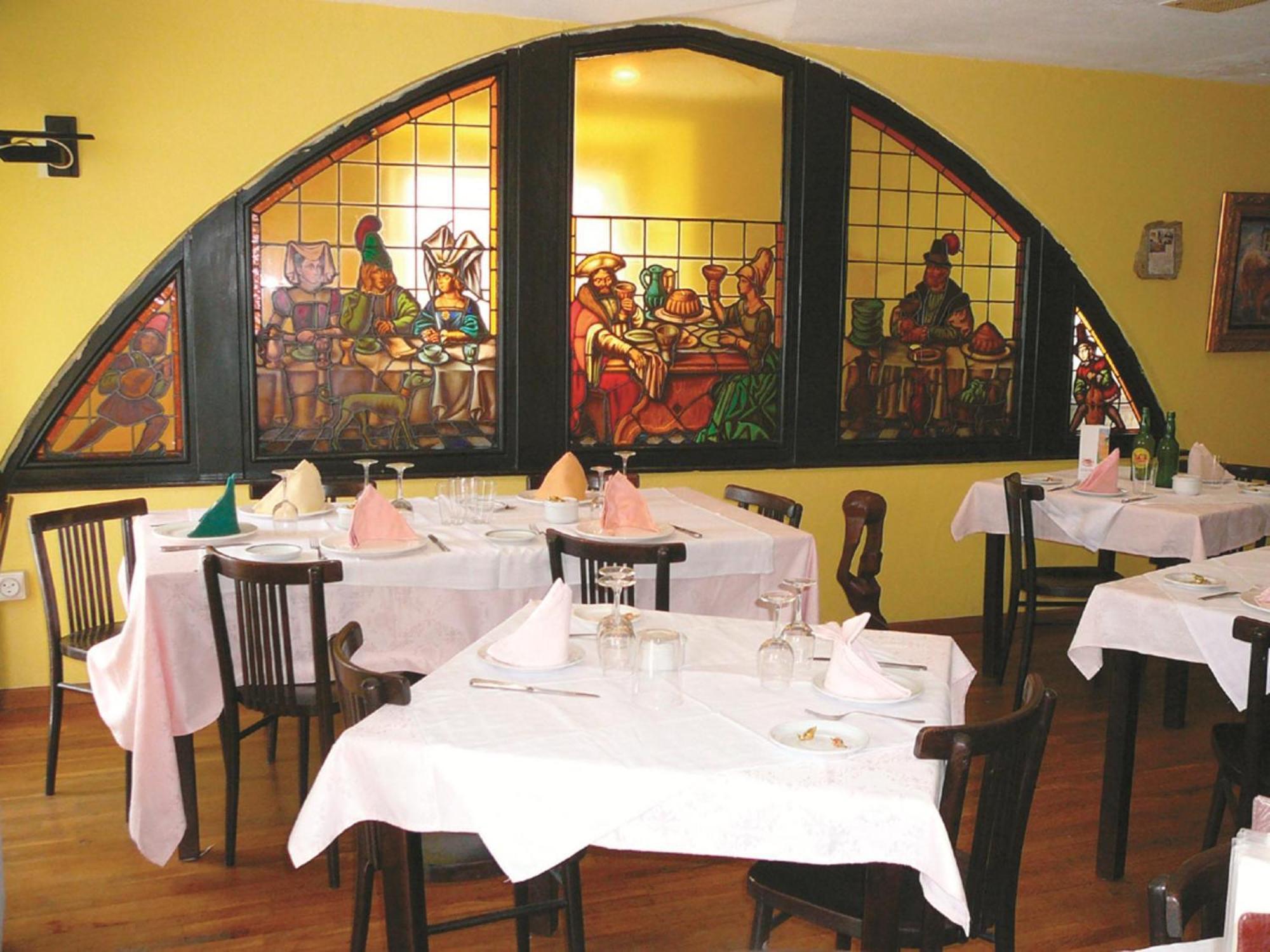 La Casona De Jovellanos酒店2*