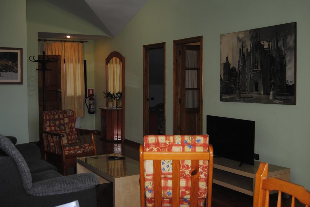 Gijón的La Casona De Jovellanos酒店